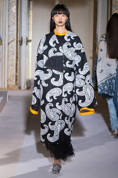Look 31